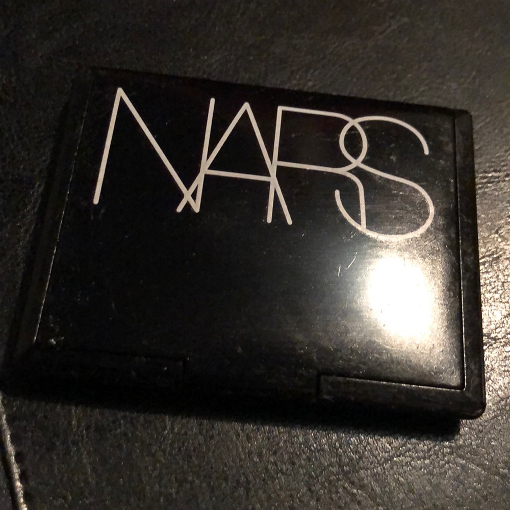 💗PRICE LOWERED💗Nars best of lips palette 9948